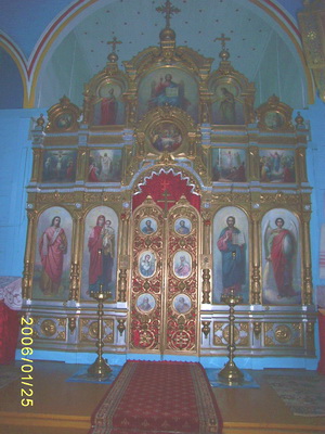 18-Иконостас Свято-Успенского храма. Фото 3 апреля 2011 года